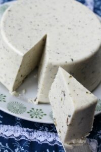 Przepisy na zdrowe dania kuchni indyjskiej: Pikantne i aromatyczne smaki